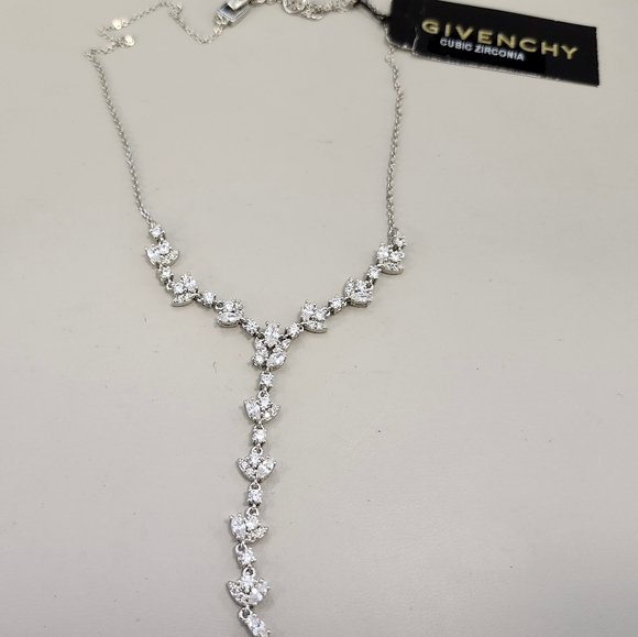 NWT Givenchy Silver-Tone Crystal Cubic Zirconia Lariat Necklace - Picture 1 of 2